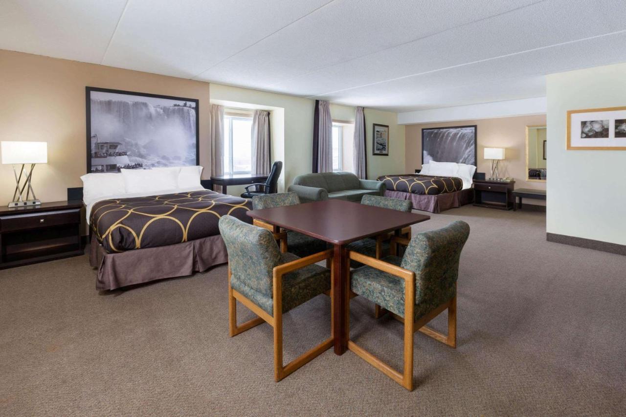 Super 8 By Wyndham Niagara Falls By The Falls Exterior foto