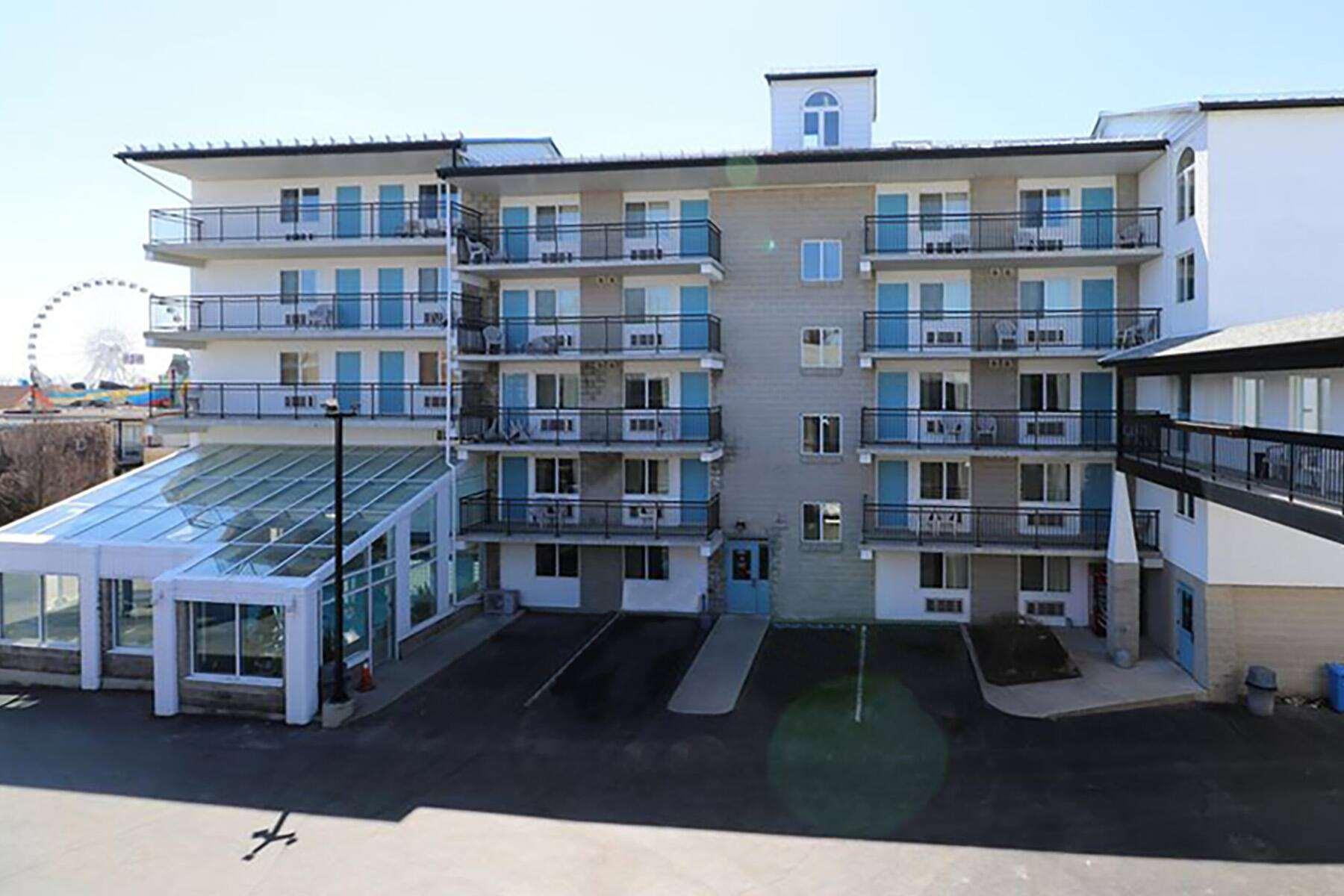 Super 8 By Wyndham Niagara Falls By The Falls Exterior foto