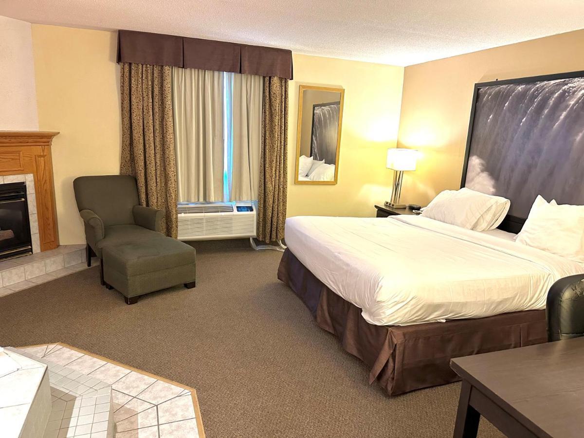 Super 8 By Wyndham Niagara Falls By The Falls Exterior foto